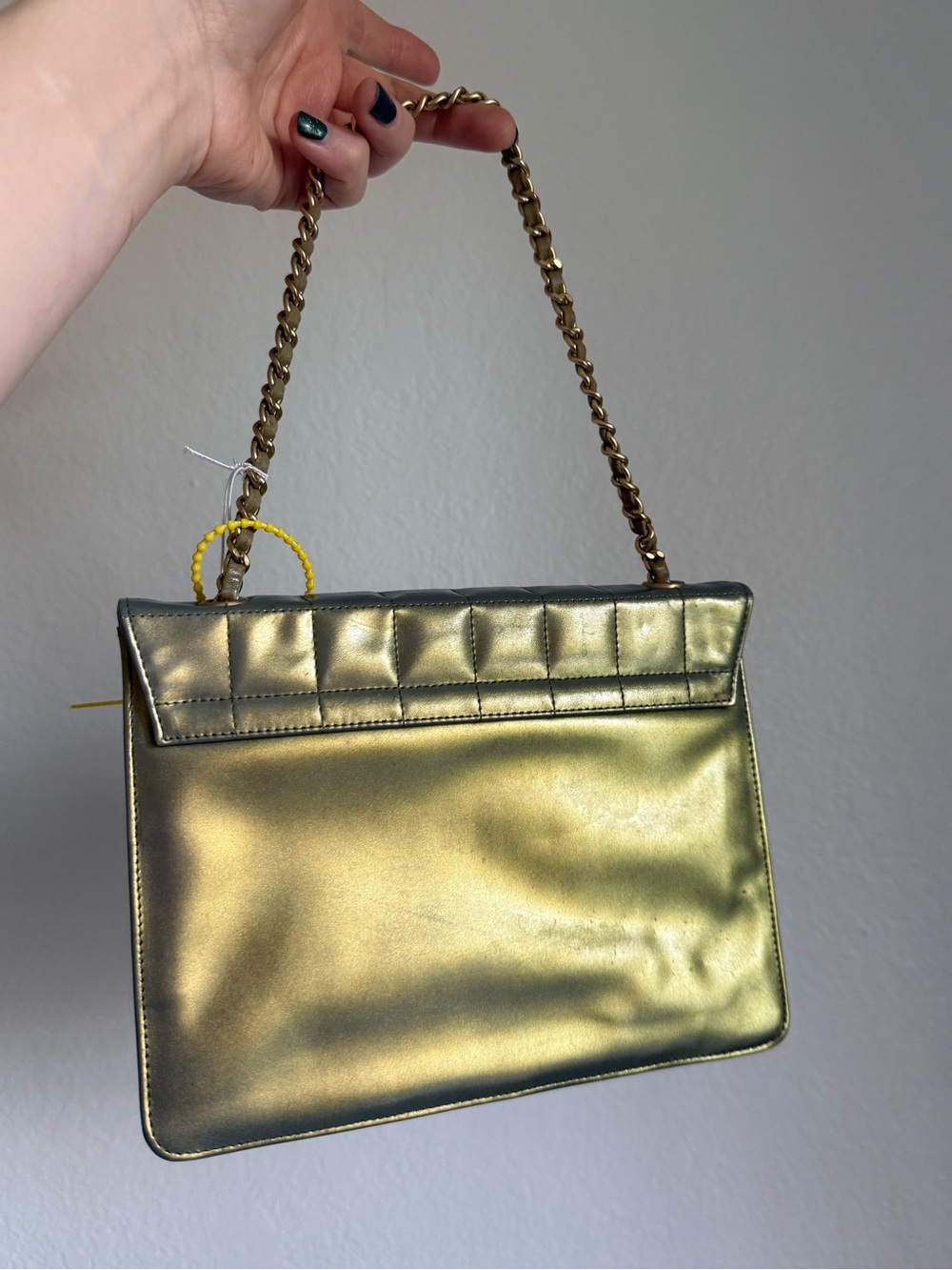 CHANEL Rare Quilted Metallic Gold Clutch - Picture 4 of 6